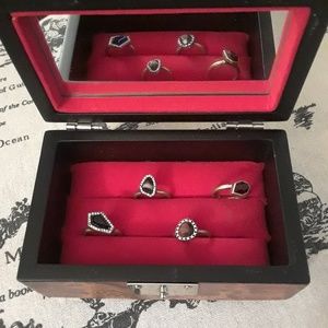 Jewerly ring holder box